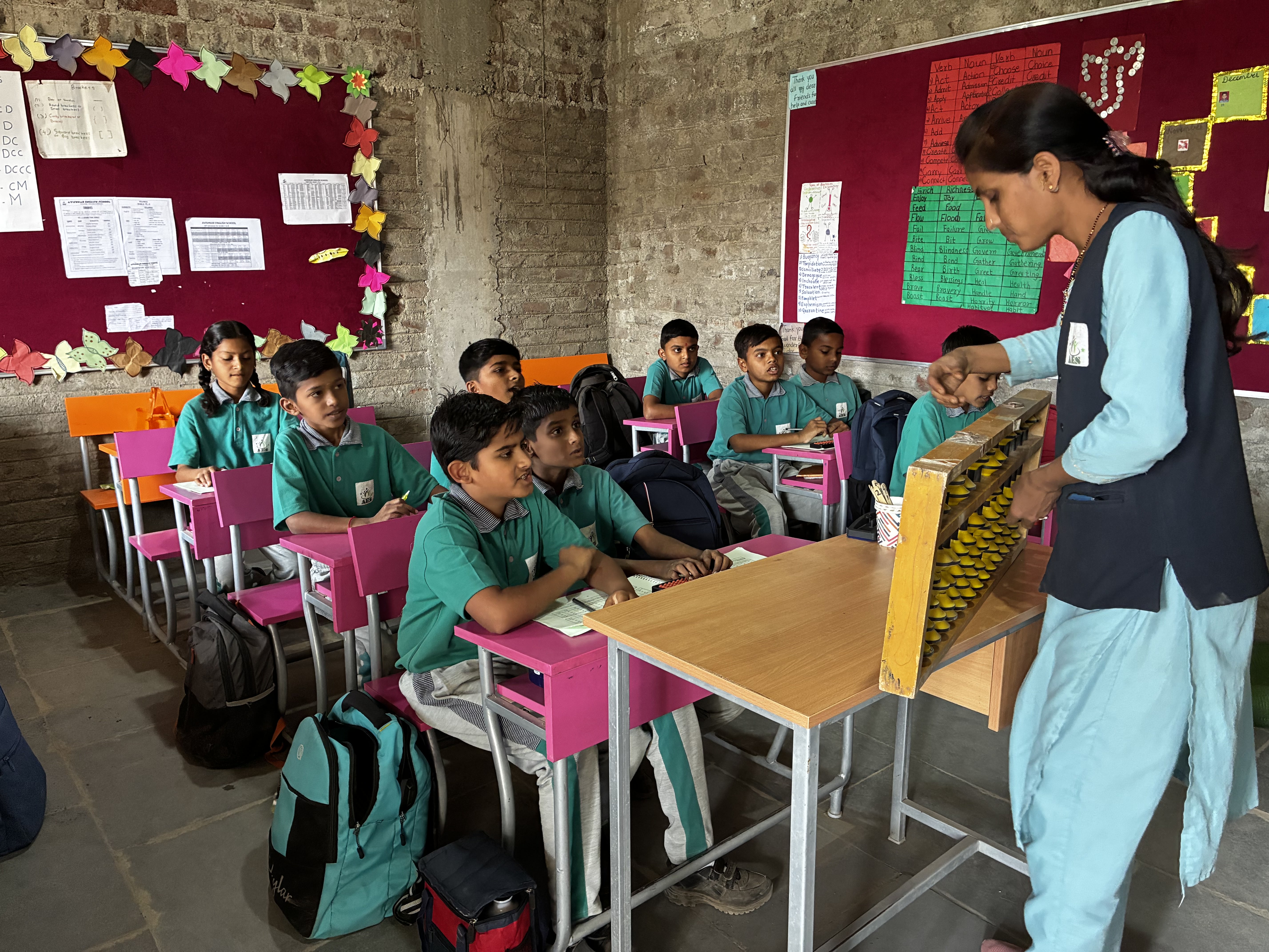 Students practicing Mental Maths in Abacus Class
